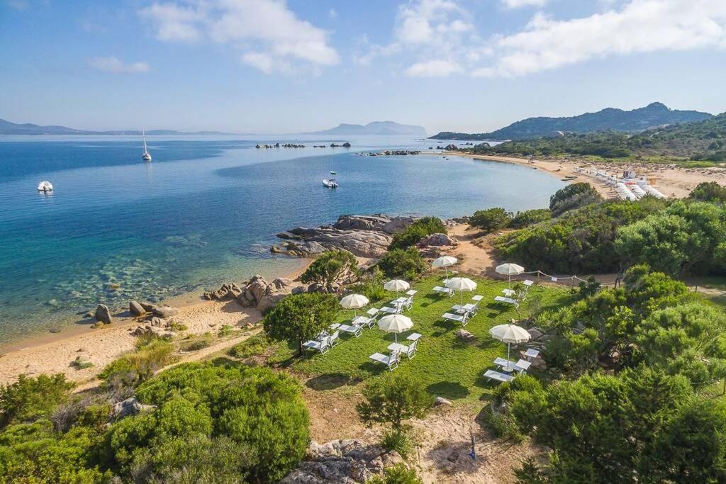 Boho Chic Beach Resort In Sardegna Porto Istana Bagian luar foto